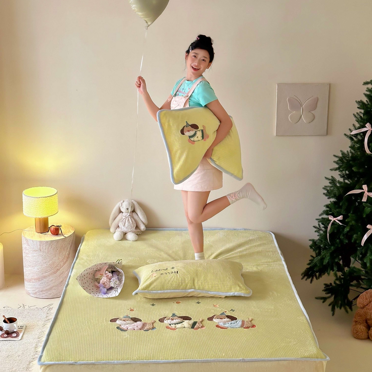 91家纺网 家纺一手货源 找家纺 Sweet dreams甜梦 2025新款华夫格绒兔毛贴布床笠三件套 三只小狗黄