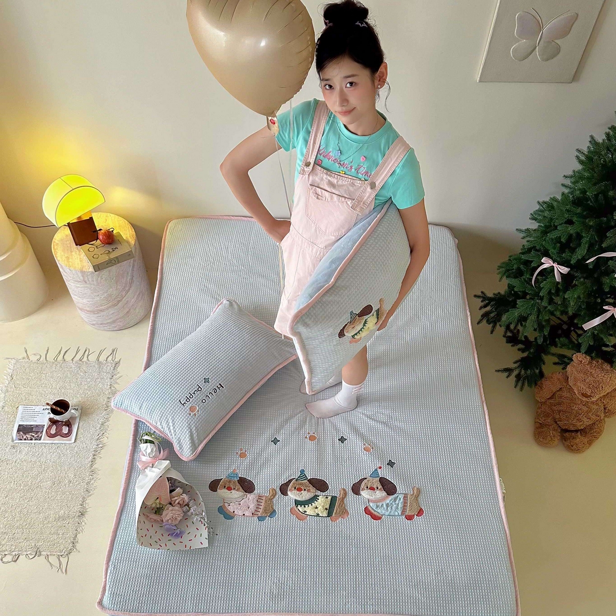 91家纺网 家纺一手货源 找家纺 Sweet dreams甜梦 2025新款华夫格绒兔毛贴布床笠三件套 三只小狗蓝