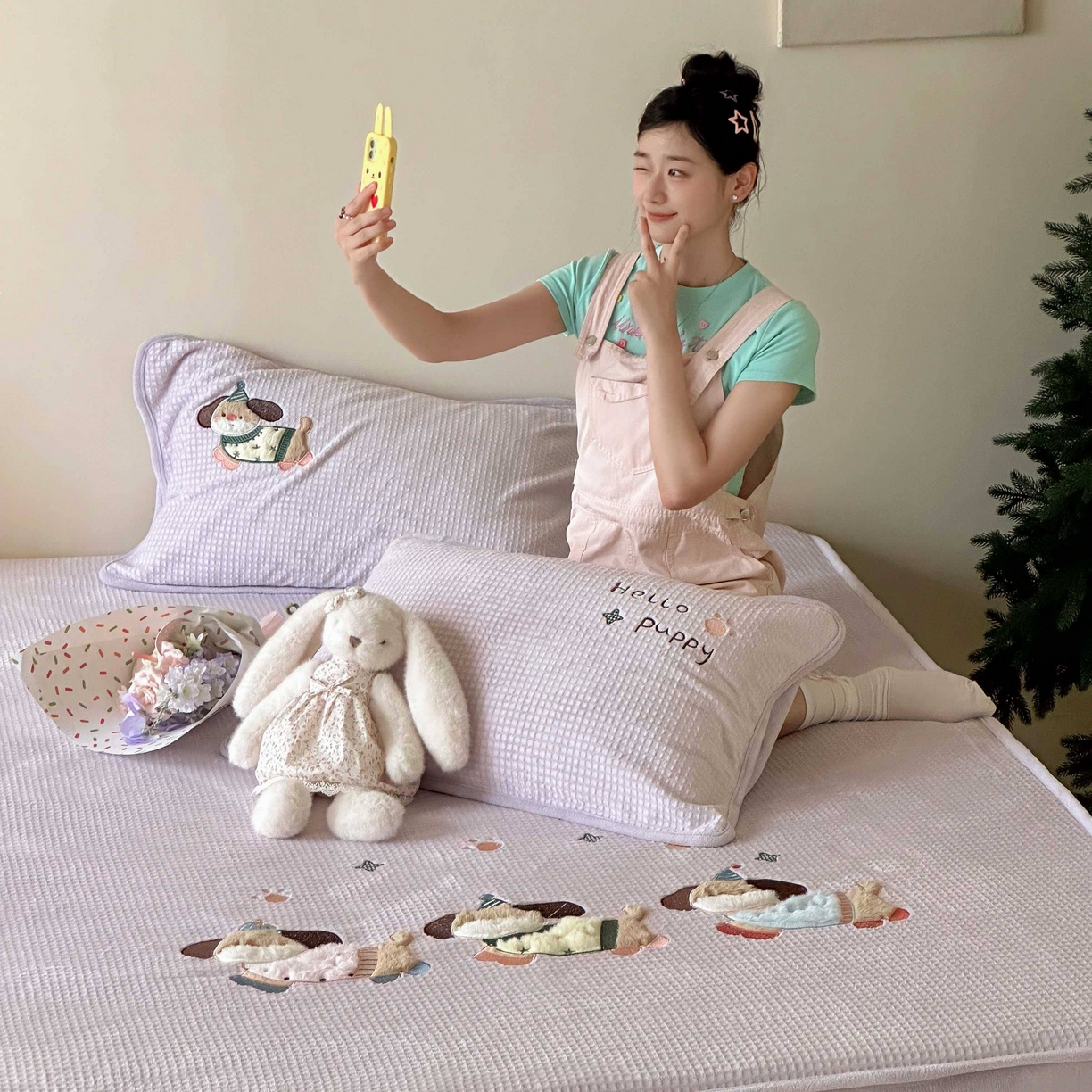 91家纺网 家纺一手货源 找家纺 Sweet dreams甜梦 2025新款华夫格绒兔毛贴布床笠三件套 三只小狗紫