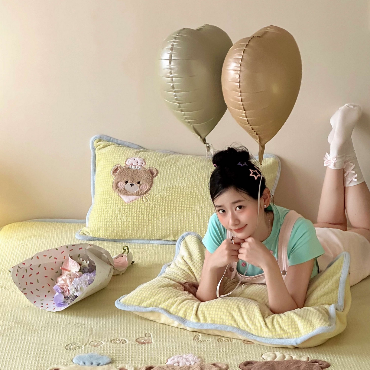 91家纺网 家纺一手货源 找家纺 Sweet dreams甜梦 2025新款华夫格绒兔毛贴布床笠三件套 三只小熊黄