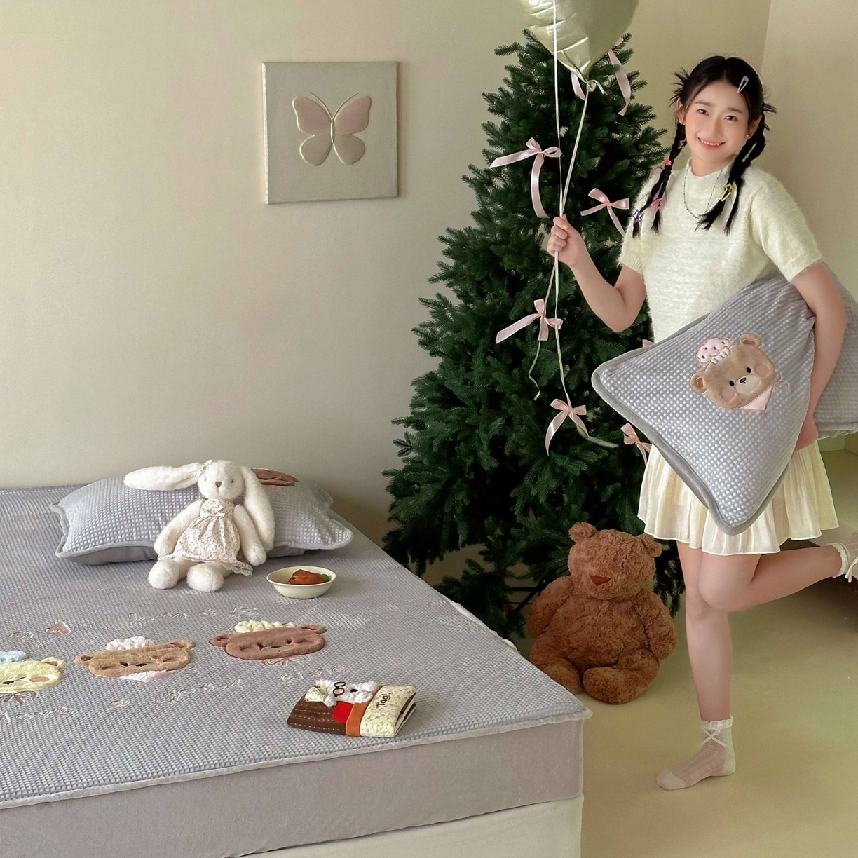 91家纺网 家纺一手货源 找家纺 Sweet dreams甜梦 2025新款华夫格绒兔毛贴布床笠三件套 三只小熊灰