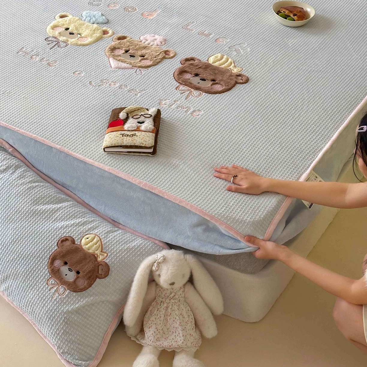 Sweet dreams甜梦 2025新款华夫格绒兔毛贴布床笠三件套 三只小熊蓝