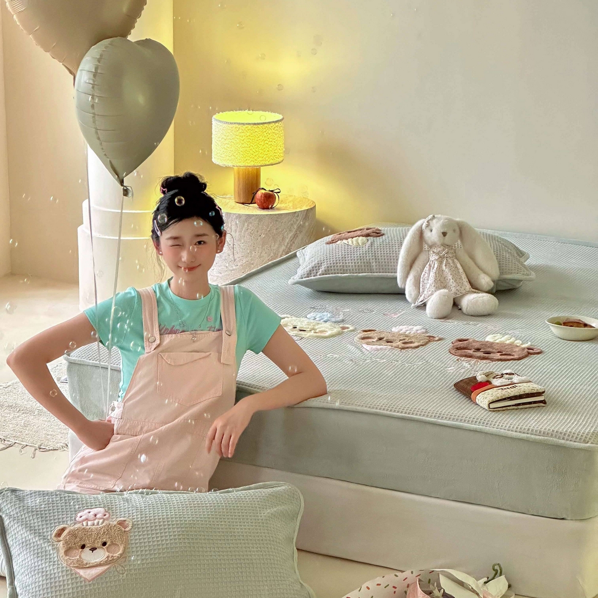 91家纺网 家纺一手货源 找家纺 Sweet dreams甜梦 2025新款华夫格绒兔毛贴布床笠三件套 三只小熊绿