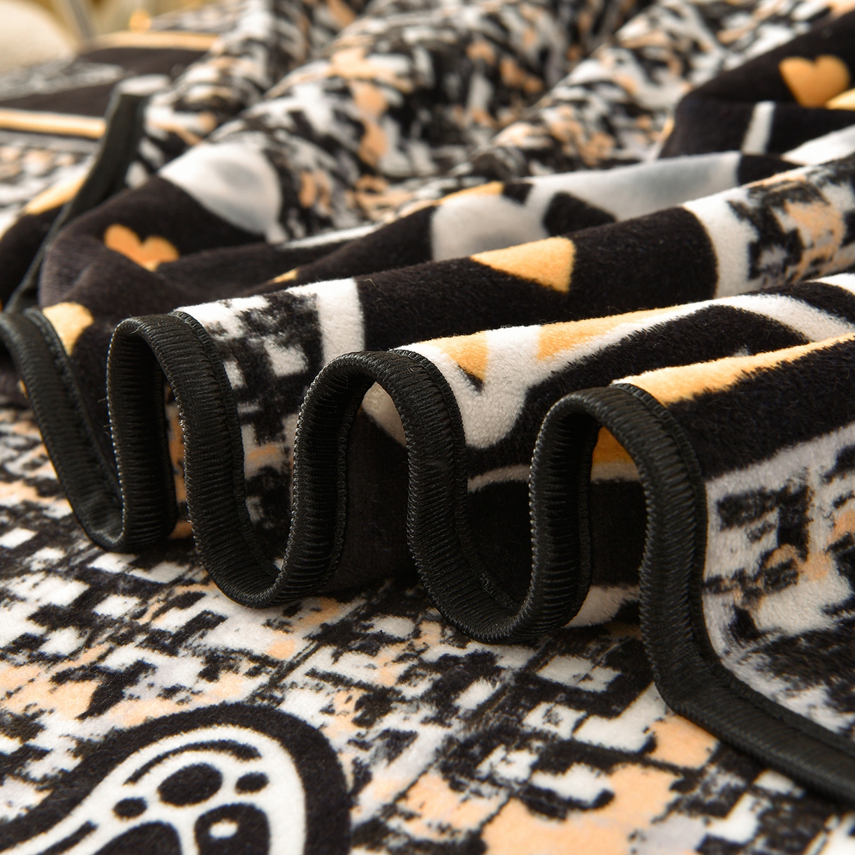 91家纺网 家纺一手货源 找家纺 赛丽雅 2025新款牛奶绒床裙四件套8-9斤法莱绒直播爆款日产2万套 小香