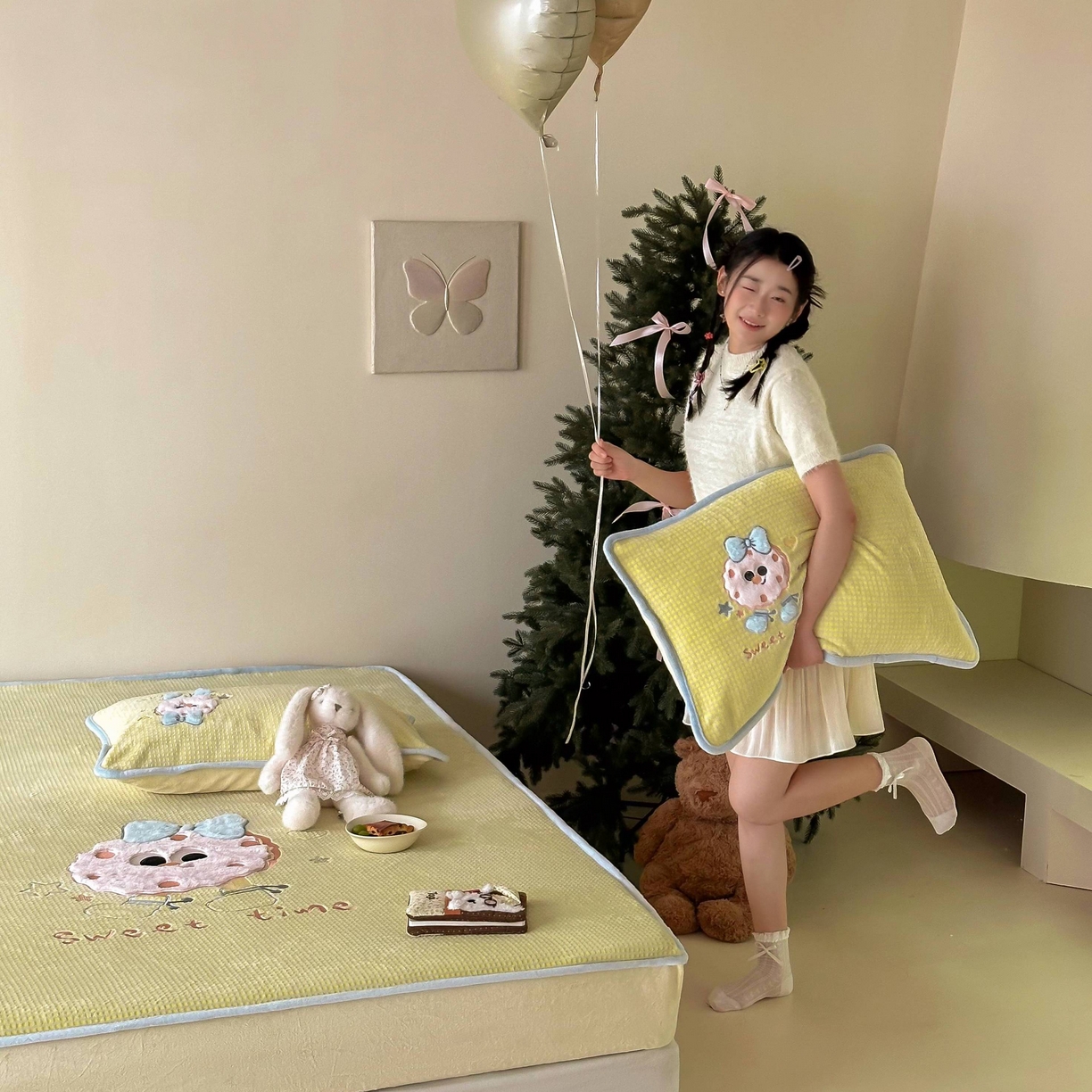 91家纺网 家纺一手货源 找家纺 Sweet dreams甜梦 2025新款华夫格绒兔毛贴布床笠三件套 甜甜圈黄