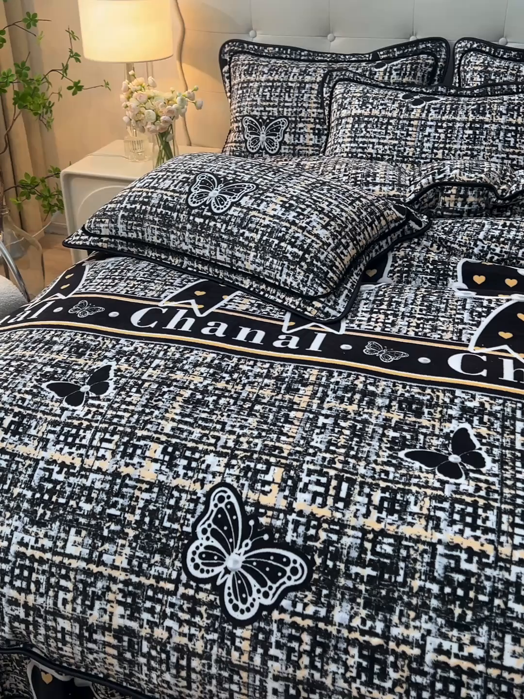 91家纺网 家纺一手货源 找家纺 赛丽雅 2025新款牛奶绒床裙四件套8-9斤法莱绒直播爆款日产2万套 小香