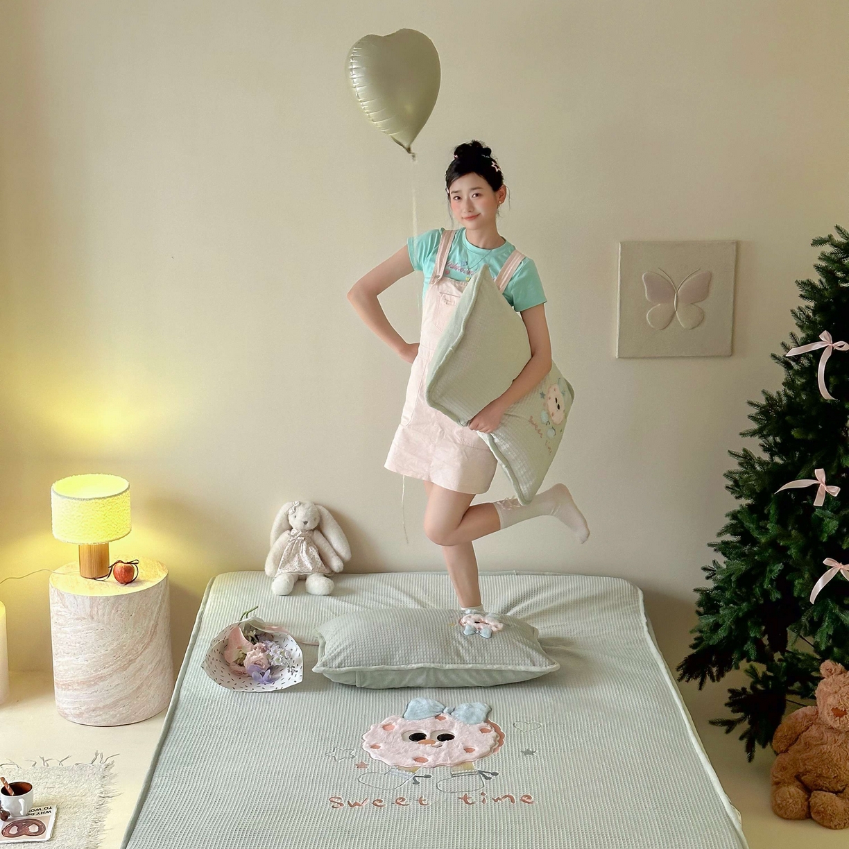 91家纺网 家纺一手货源 找家纺 Sweet dreams甜梦 2025新款华夫格绒兔毛贴布床笠三件套 甜甜圈绿