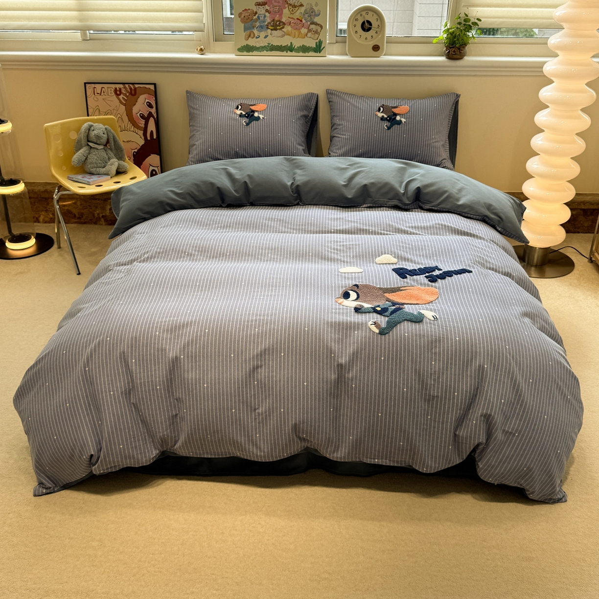 91家纺网 家纺一手货源 找家纺 慕尚家纺 2025新款全棉磨毛毛巾绣四件套 奔跑兔