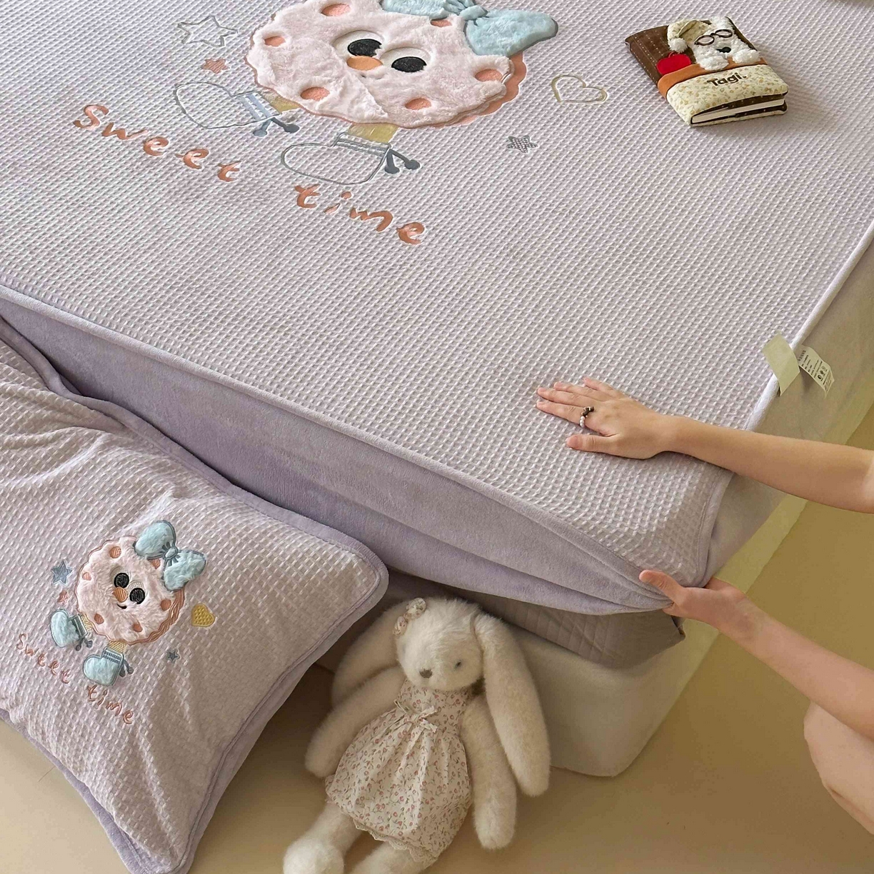 Sweet dreams甜梦 2025新款华夫格绒兔毛贴布床笠三件套 甜甜圈紫