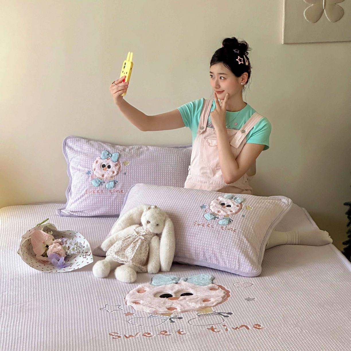 91家纺网 家纺一手货源 找家纺 Sweet dreams甜梦 2025新款华夫格绒兔毛贴布床笠三件套 甜甜圈紫