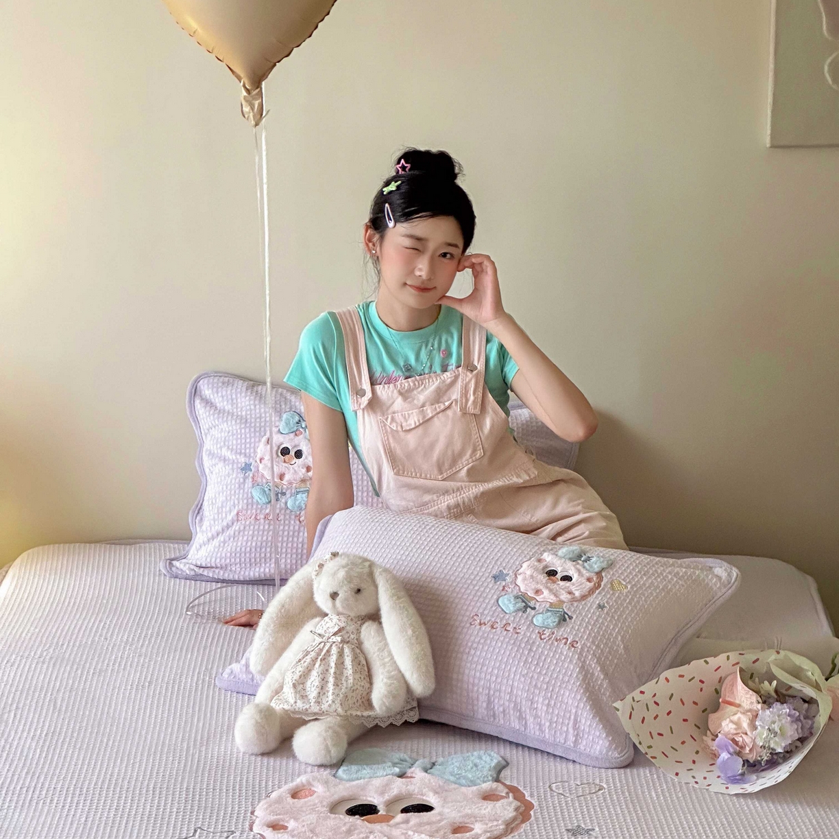 91家纺网 家纺一手货源 找家纺 Sweet dreams甜梦 2025新款华夫格绒兔毛贴布床笠三件套 甜甜圈紫