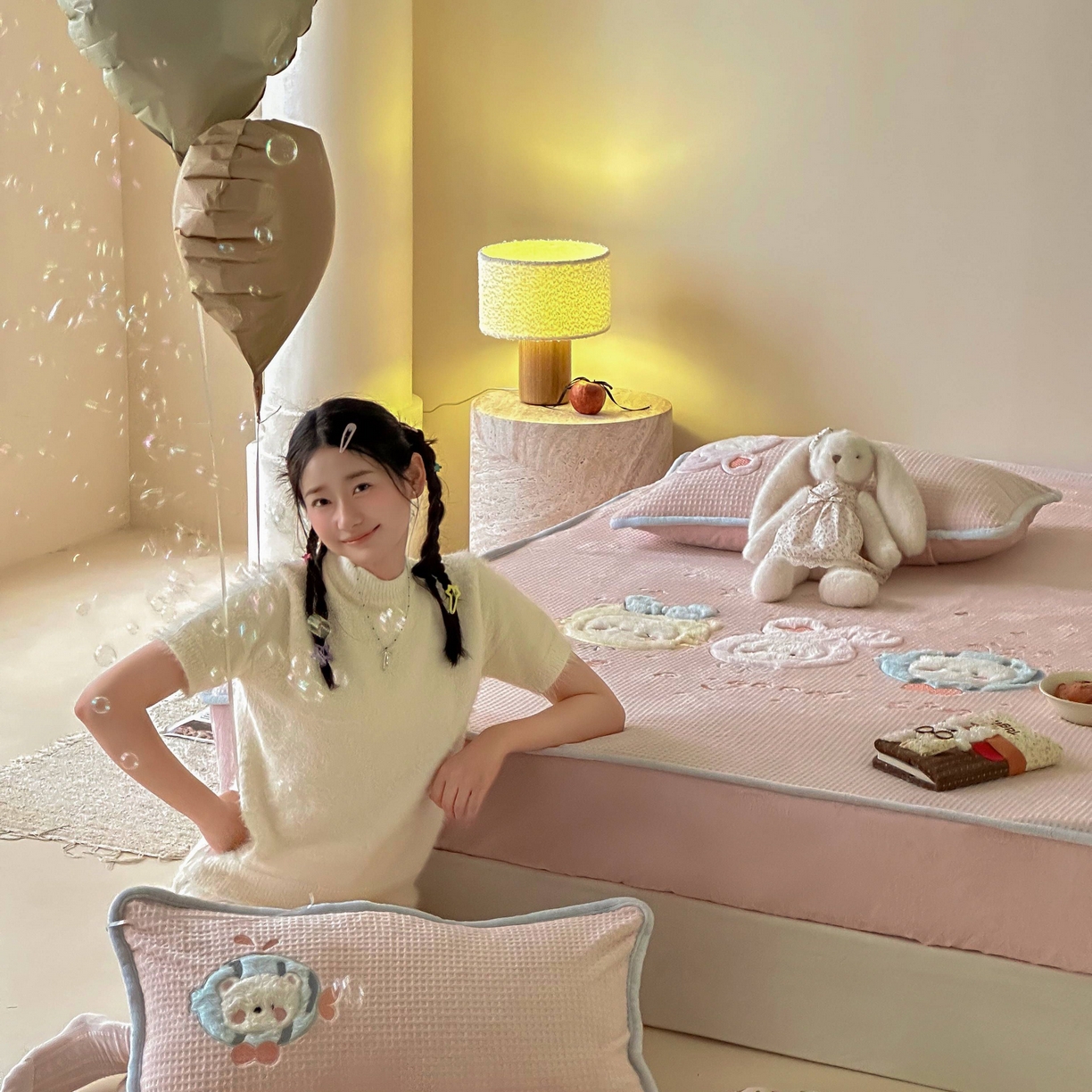 91家纺网 家纺一手货源 找家纺 Sweet dreams甜梦 2025新款华夫格绒兔毛贴布床笠三件套 小动物粉