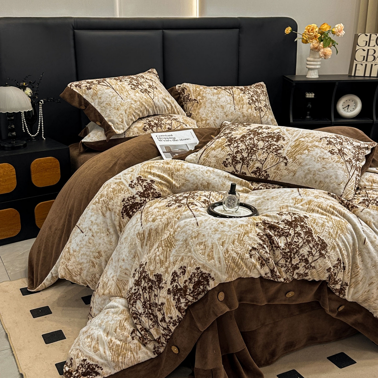 91家纺网 家纺一手货源 找家纺 晚爱家纺（原晚安家居） 2025新款宽边纽扣款雕花绒四件套烂花立体雕花牛奶绒 西西里