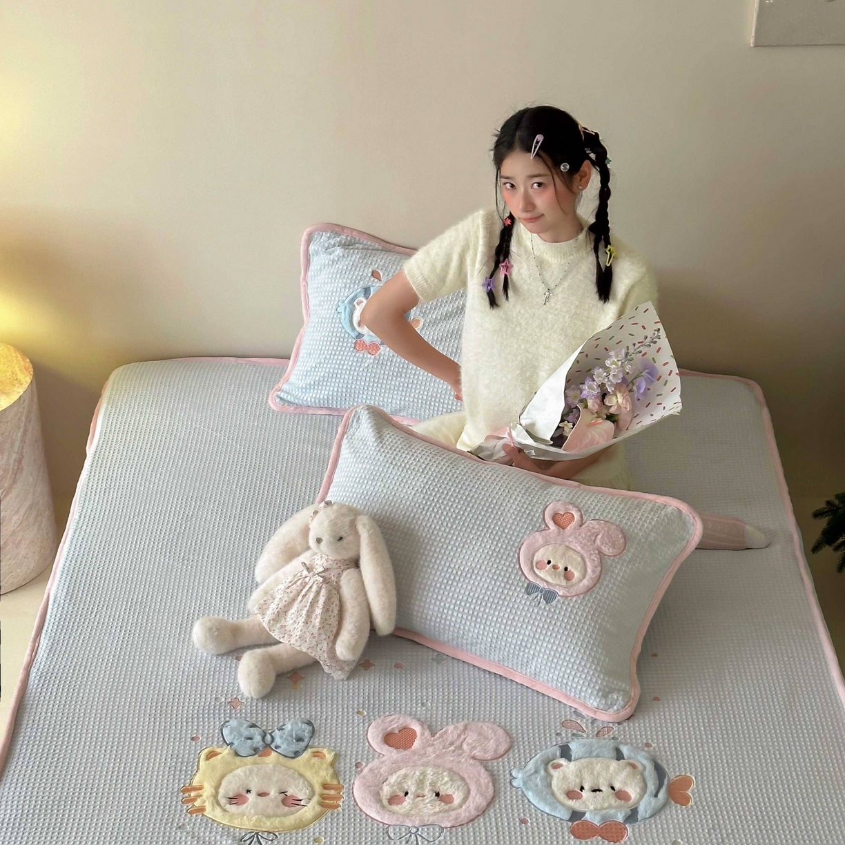 91家纺网 家纺一手货源 找家纺 Sweet dreams甜梦 2025新款华夫格绒兔毛贴布床笠三件套 小动物蓝