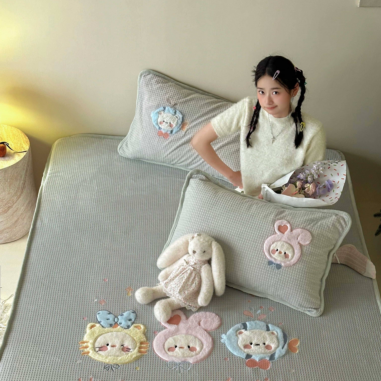 91家纺网 家纺一手货源 找家纺 Sweet dreams甜梦 2025新款华夫格绒兔毛贴布床笠三件套 小动物绿