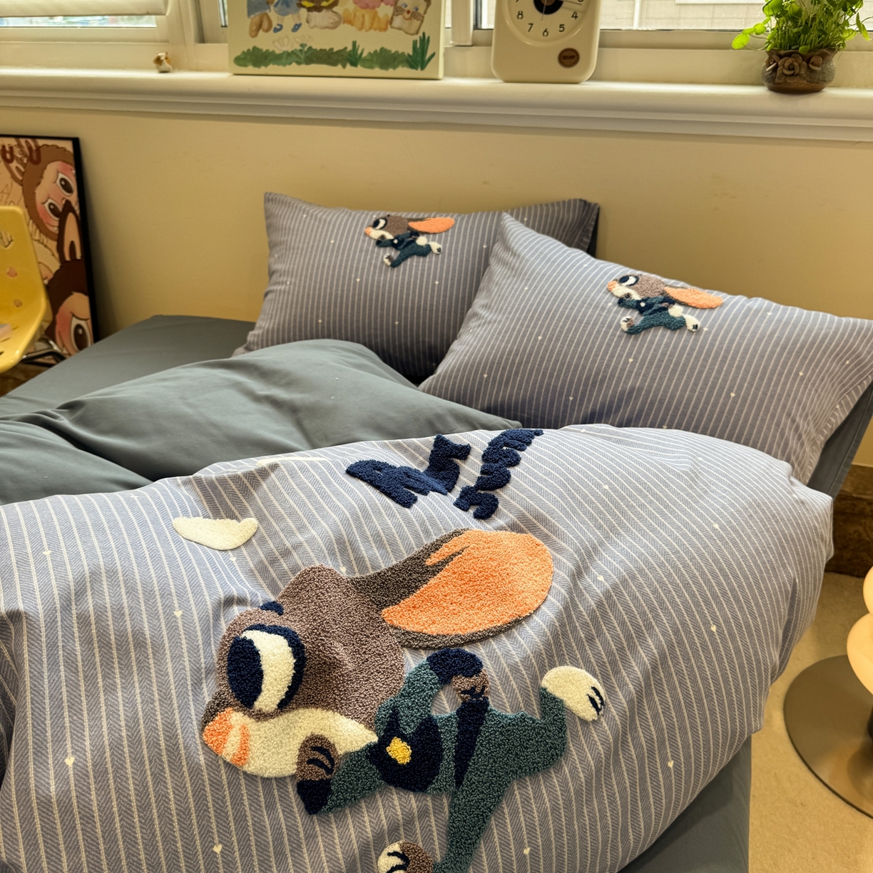 91家纺网 家纺一手货源 找家纺 慕尚家纺 2025新款全棉磨毛毛巾绣单被套 奔跑兔