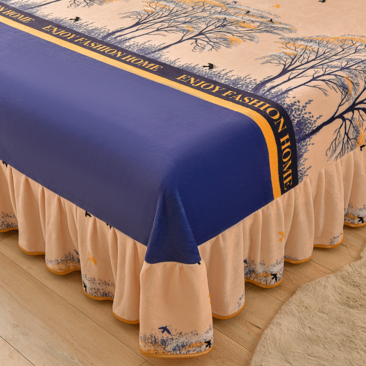 91家纺网 家纺一手货源 找家纺 赛丽雅 2025新款牛奶绒床裙四件套8-9斤法莱绒直播爆款日产2万套 富贵树-蓝