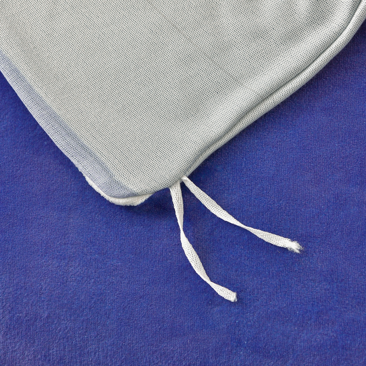 91家纺网 家纺一手货源 找家纺 赛丽雅 2025新款牛奶绒床裙四件套8-9斤法莱绒直播爆款日产2万套 富贵树-蓝