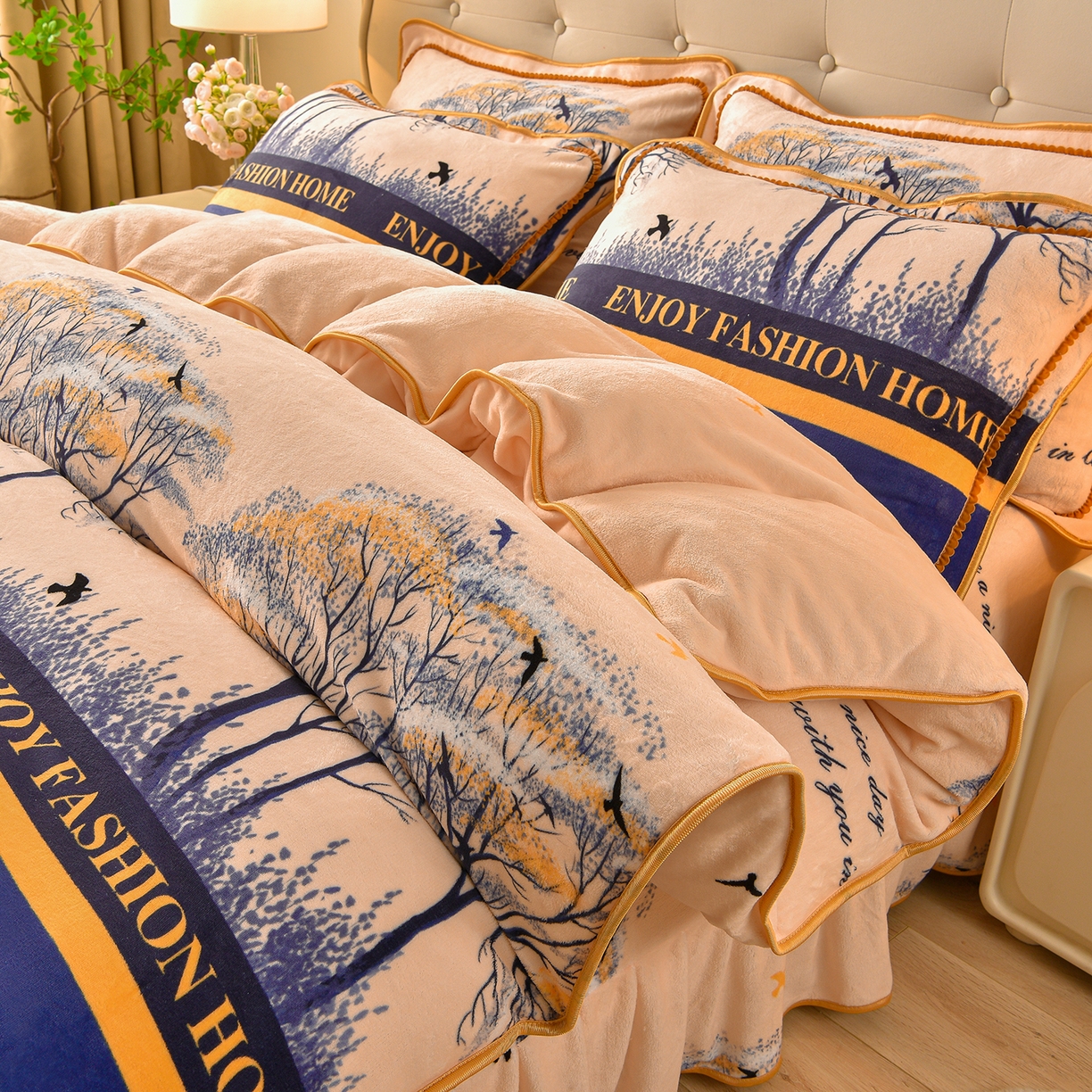 91家纺网 家纺一手货源 找家纺 赛丽雅 2025新款牛奶绒床裙四件套8-9斤法莱绒直播爆款日产2万套 富贵树-蓝