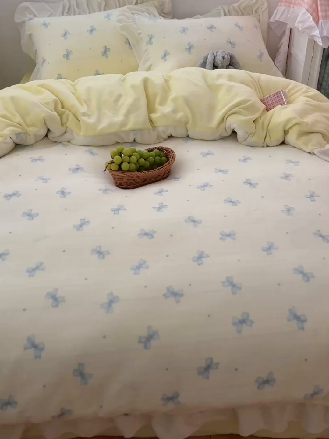 91家纺网 家纺一手货源 找家纺 繁花家居 2025软糯高克重牛奶绒花边款四件套 蝴蝶来信