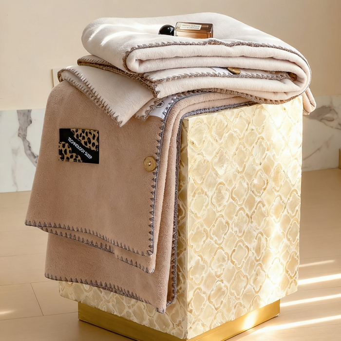 合纵跨境工厂 2025秋冬新款加厚可机洗羊棉绒贝壳边毛毯冬季保暖盖毯跨境外贸JIT一件代发 组合图仅供参考不可下单