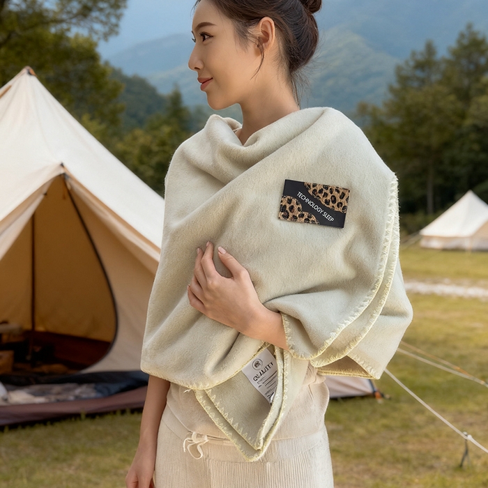 91家纺网 家纺一手货源 找家纺 合纵跨境工厂 2025秋冬新款加厚可机洗羊棉绒贝壳边毛毯冬季保暖盖毯跨境外贸JIT一件代发 松针绿