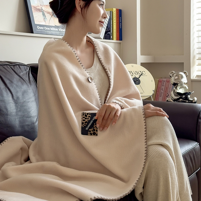 91家纺网 家纺一手货源 找家纺 合纵跨境工厂 2025秋冬新款加厚可机洗羊棉绒贝壳边毛毯冬季保暖盖毯跨境外贸JIT一件代发 云絮白