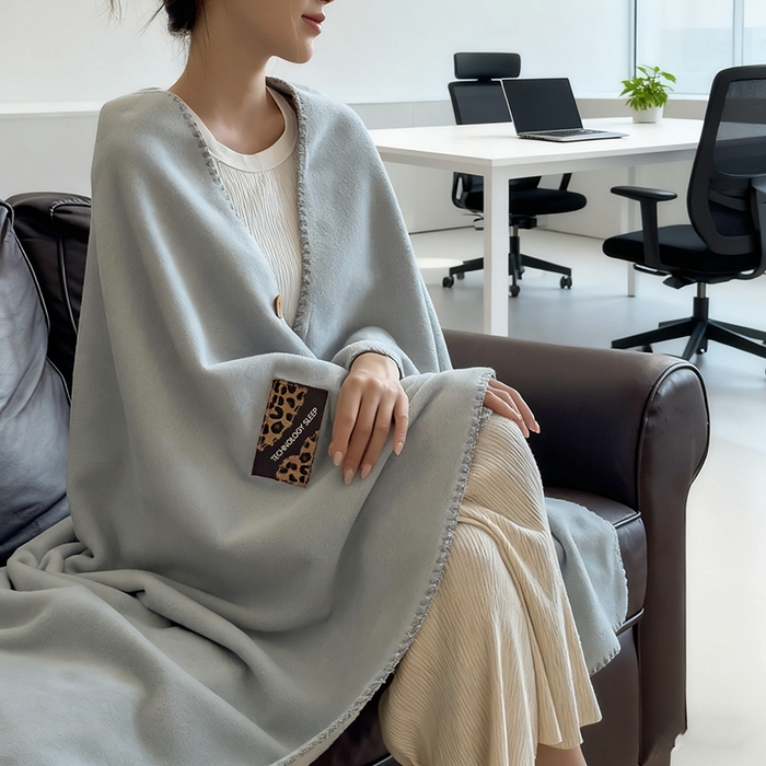 91家纺网 家纺一手货源 找家纺 合纵跨境工厂 2025秋冬新款加厚可机洗羊棉绒贝壳边毛毯冬季保暖盖毯跨境外贸JIT一件代发 雾空蓝