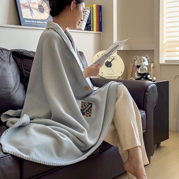 91家纺网 家纺一手货源 找家纺 合纵跨境工厂 2025秋冬新款加厚可机洗羊棉绒贝壳边毛毯冬季保暖盖毯跨境外贸JIT一件代发 雾空蓝