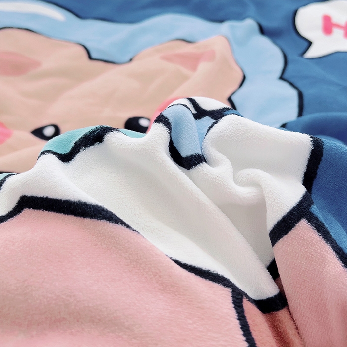 91家纺网 家纺一手货源 找家纺 嗨生活 2025新款牛奶绒数码印花原创大版卡通幼儿园套件幼儿园三件套 快乐宇航熊