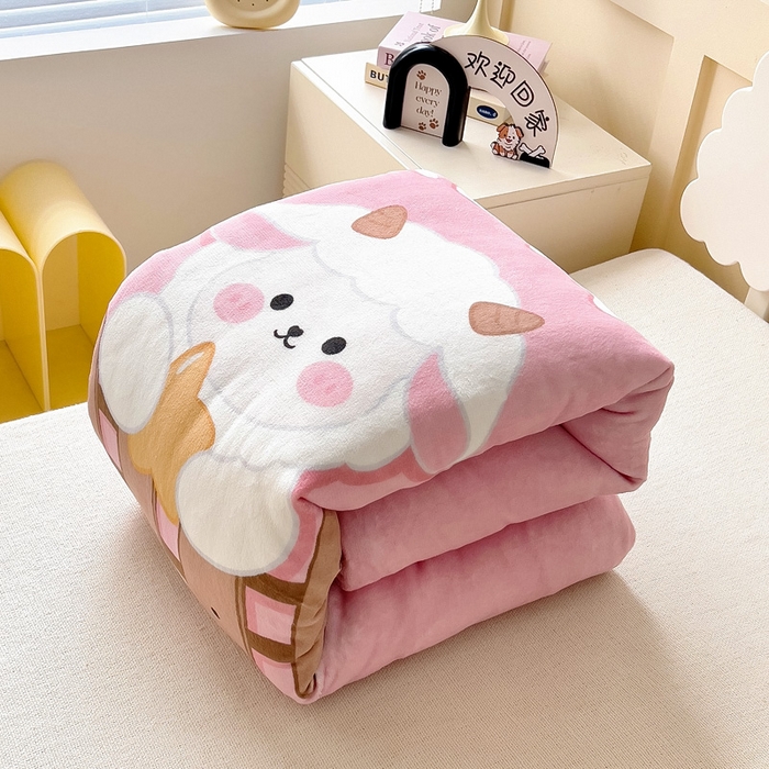 91家纺网 家纺一手货源 找家纺 嗨生活 2025新款牛奶绒数码印花原创大版卡通幼儿园套件幼儿园三件套 暖羊羊