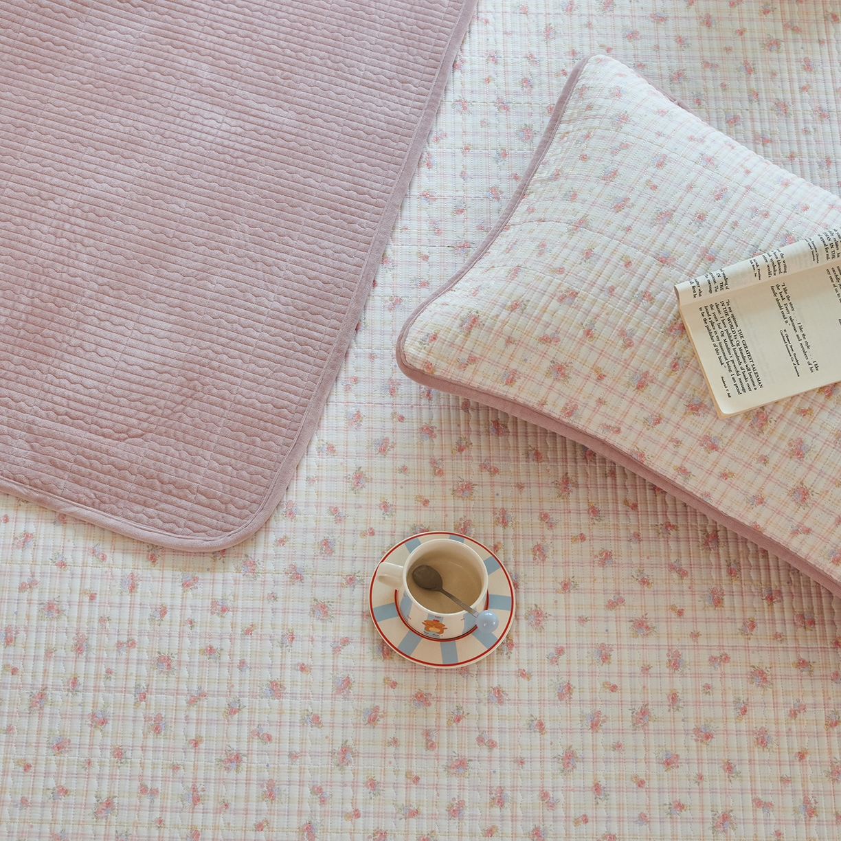 91家纺网 家纺一手货源 找家纺 缔锦家纺 2025新款高克重全棉柔软绒床盖三件套 梦恋