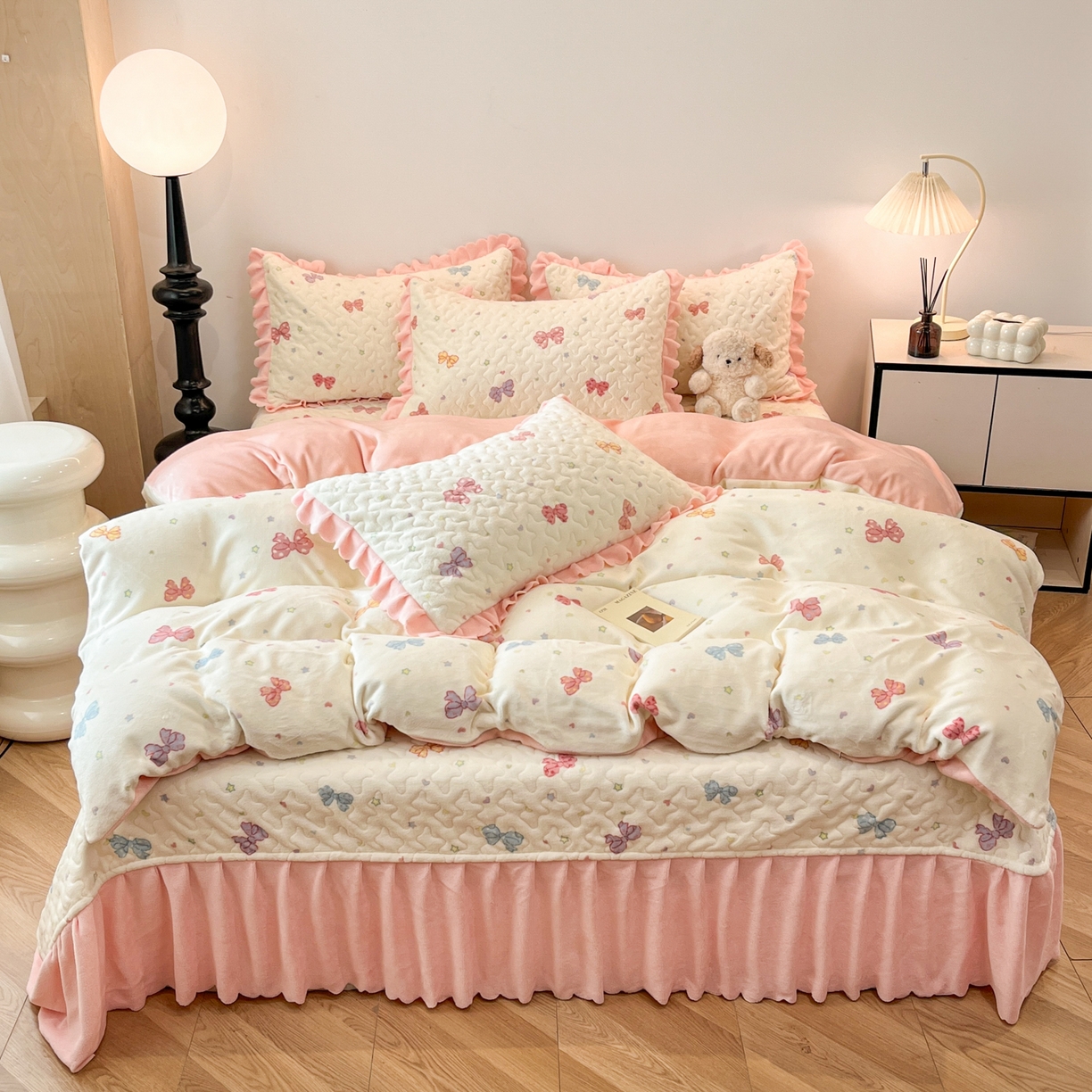 91家纺网 家纺一手货源 找家纺 （总）金梦家居 2025新款高克重牛奶绒床盖四件套