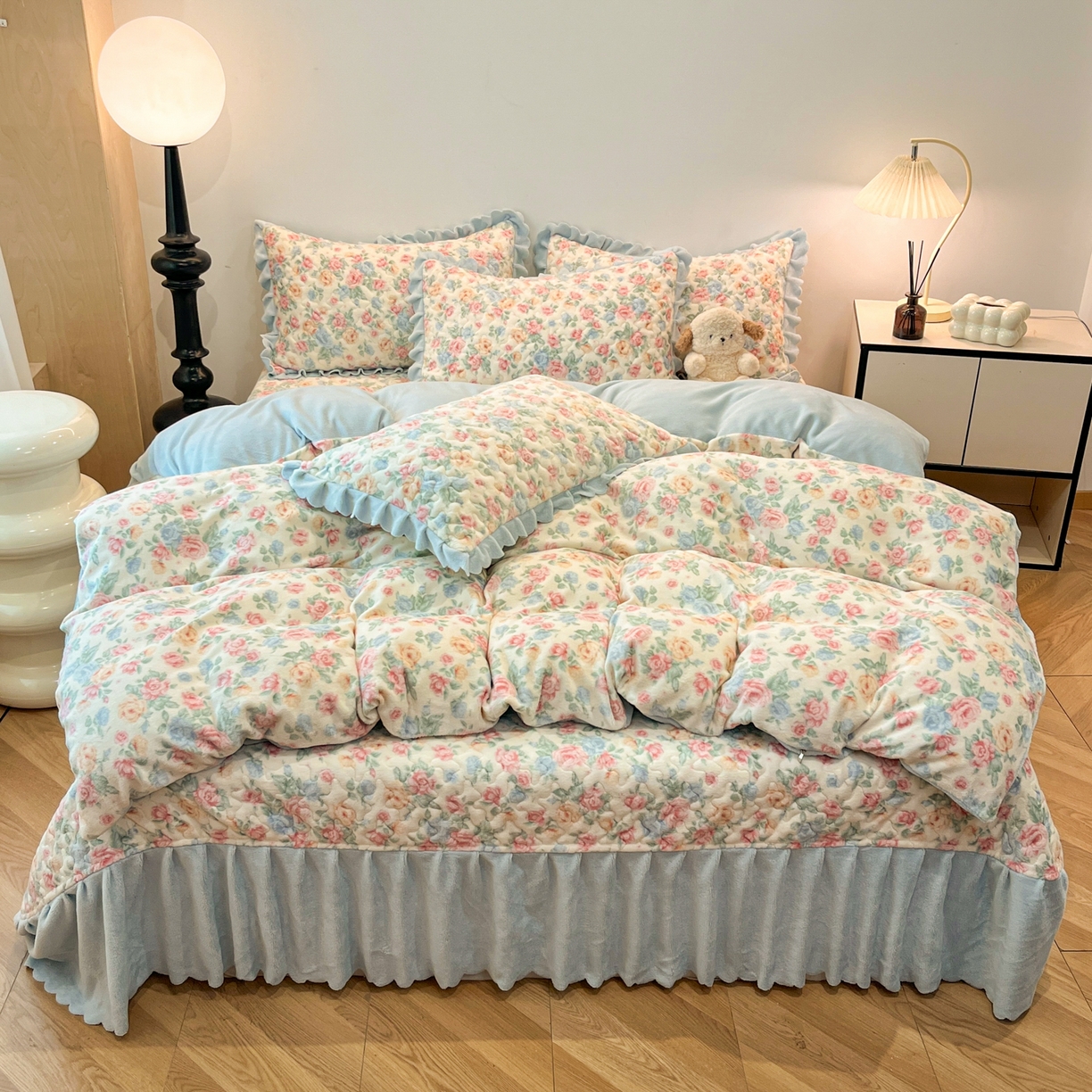 91家纺网 家纺一手货源 找家纺 （总）金梦家居 2025新款高克重牛奶绒床盖四件套