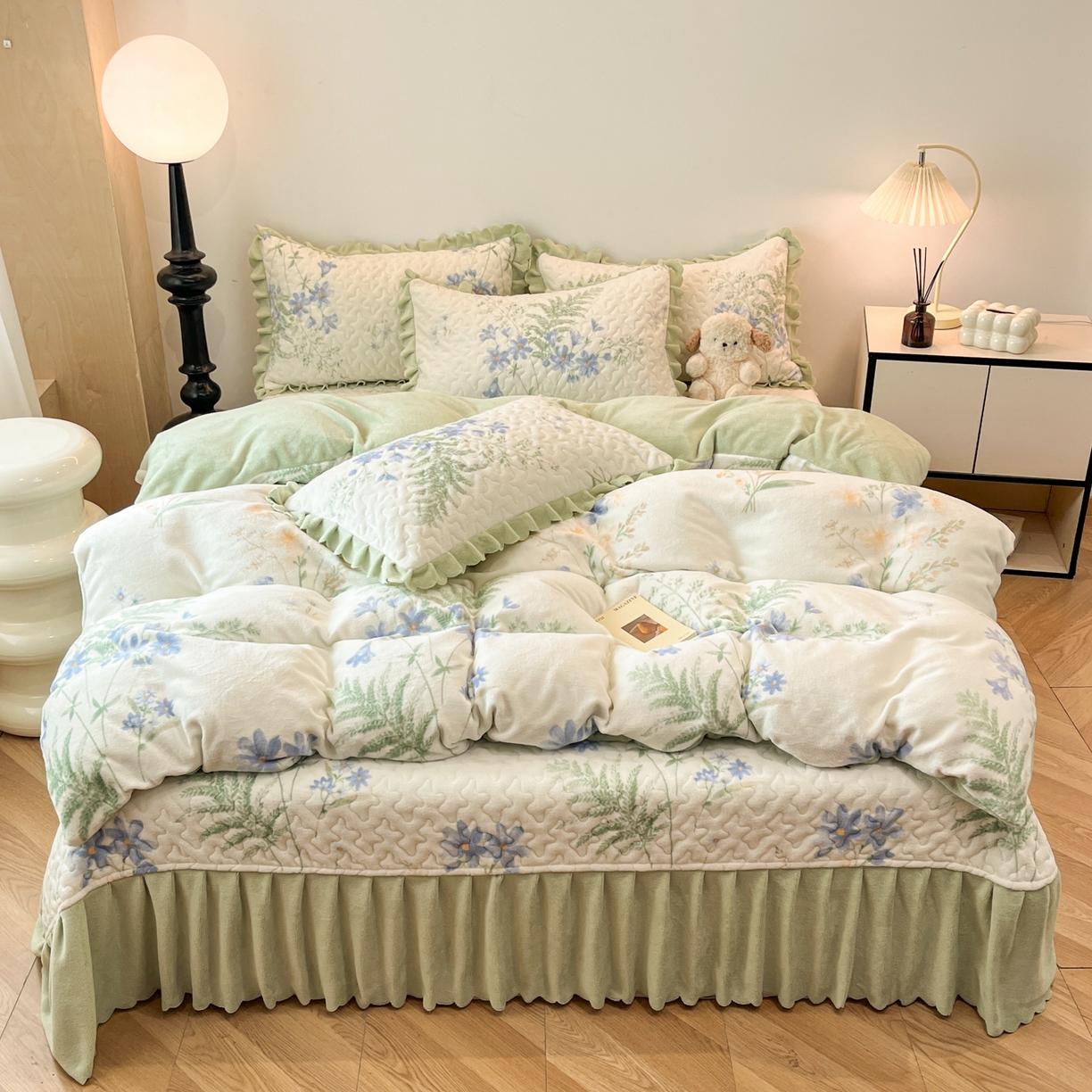 金梦家居 2025新款高克重牛奶绒床盖四件套 兰花-现