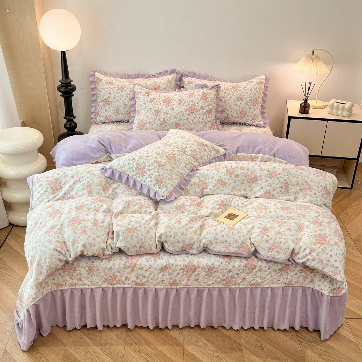 金梦家居 2025新款高克重牛奶绒床盖四件套 浪漫花语