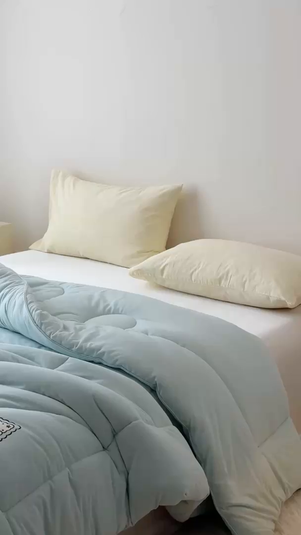 91家纺网 家纺一手货源 找家纺 申龙家纺 2025新款火岩暖绒冬被 繁星兰