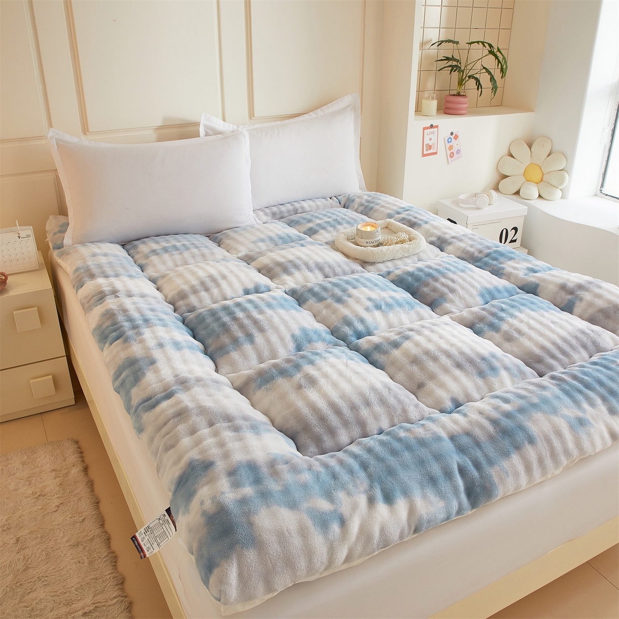 91家纺网 家纺一手货源 找家纺 柒尚 2025新款A类兔兔绒亲肤磨毛羽丝棉垫 梦幻-清水兰