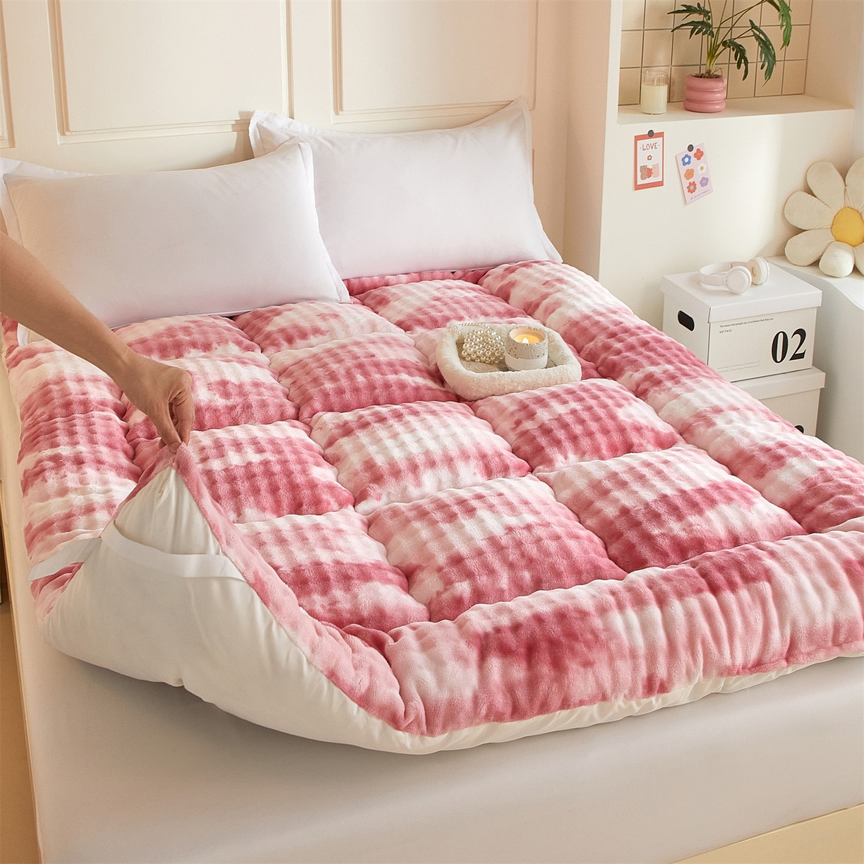 91家纺网 家纺一手货源 找家纺 柒尚 2025新款A类兔兔绒亲肤磨毛羽丝棉垫 梦幻-胭脂红