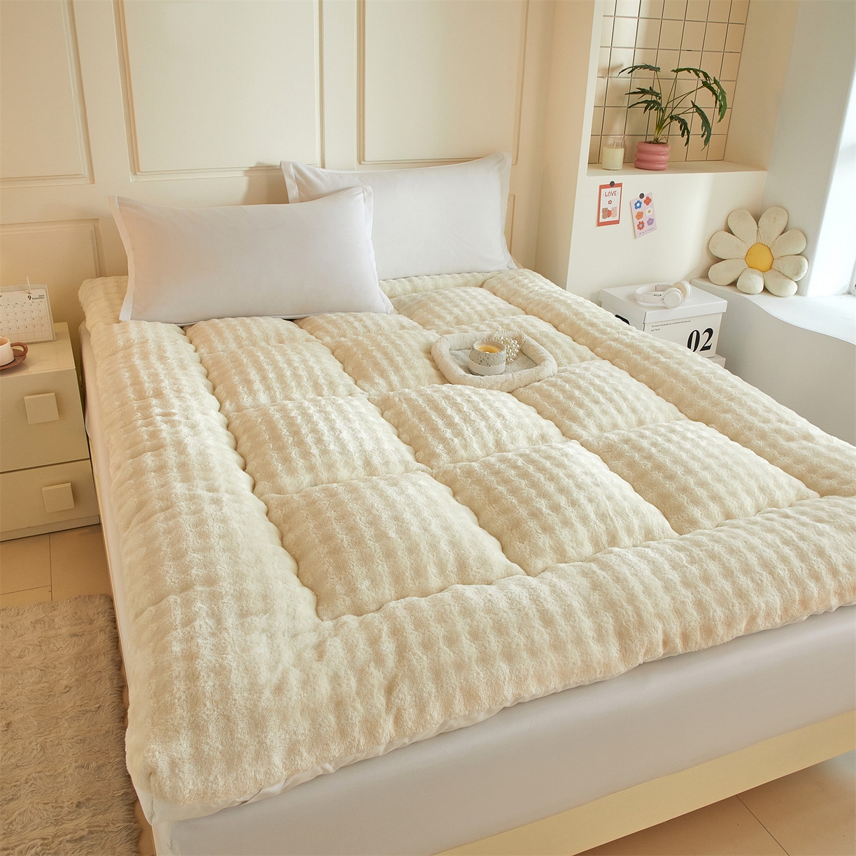 91家纺网 家纺一手货源 找家纺 柒尚 2025新款A类兔兔绒亲肤磨毛羽丝棉垫 奶油黄