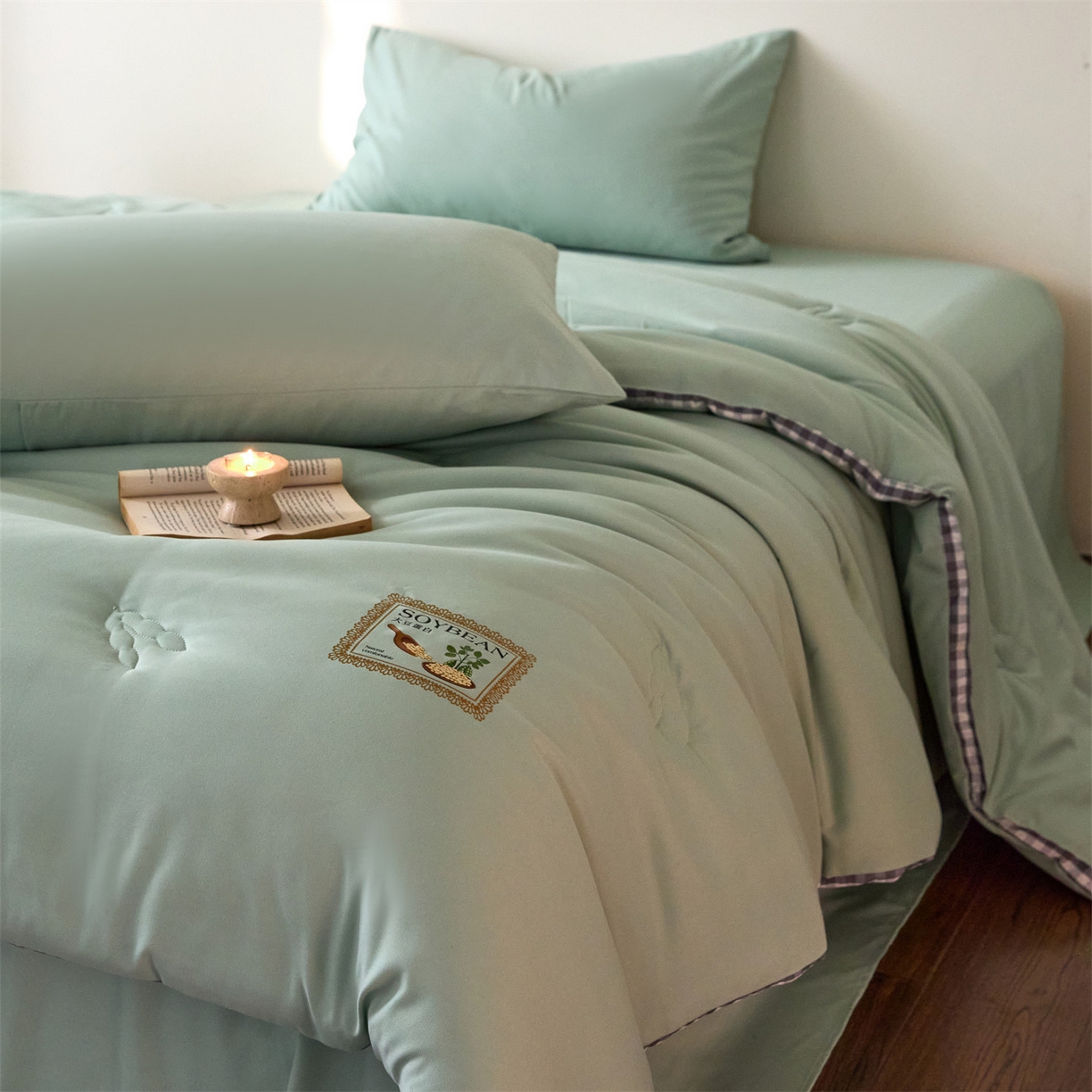 91家纺网 家纺一手货源 找家纺 （总）头等舱  2025新款四季棉纯色A类20大豆7A抗菌秋冬被（空镜）