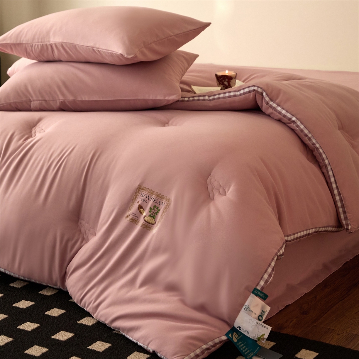 91家纺网 家纺一手货源 找家纺 头等舱  2025新款四季棉纯色A类20大豆7A抗菌秋冬被（空镜） 谧境-豆沙粉