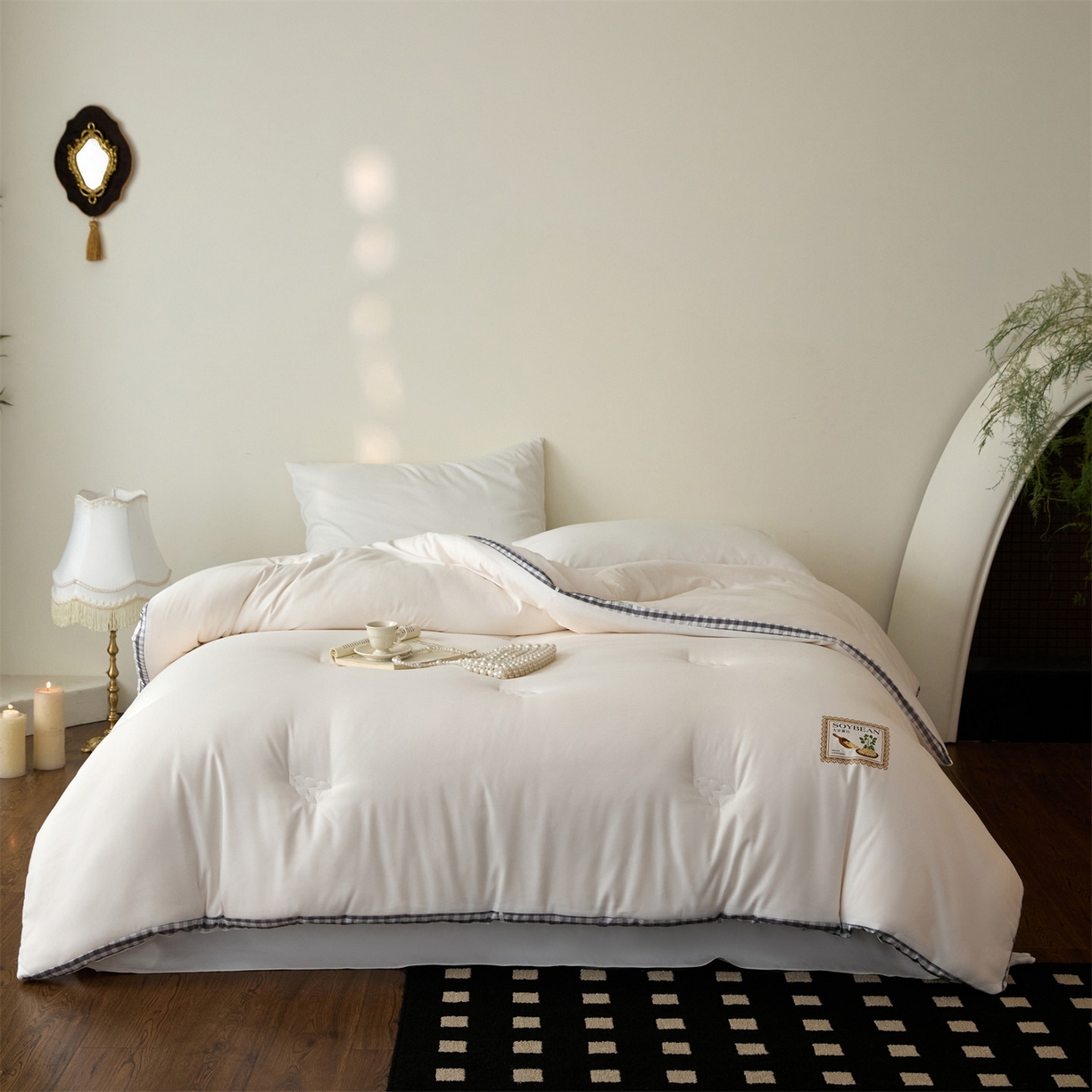 91家纺网 家纺一手货源 找家纺 头等舱  2025新款四季棉纯色A类20大豆7A抗菌秋冬被（空镜） 谧境-奶白