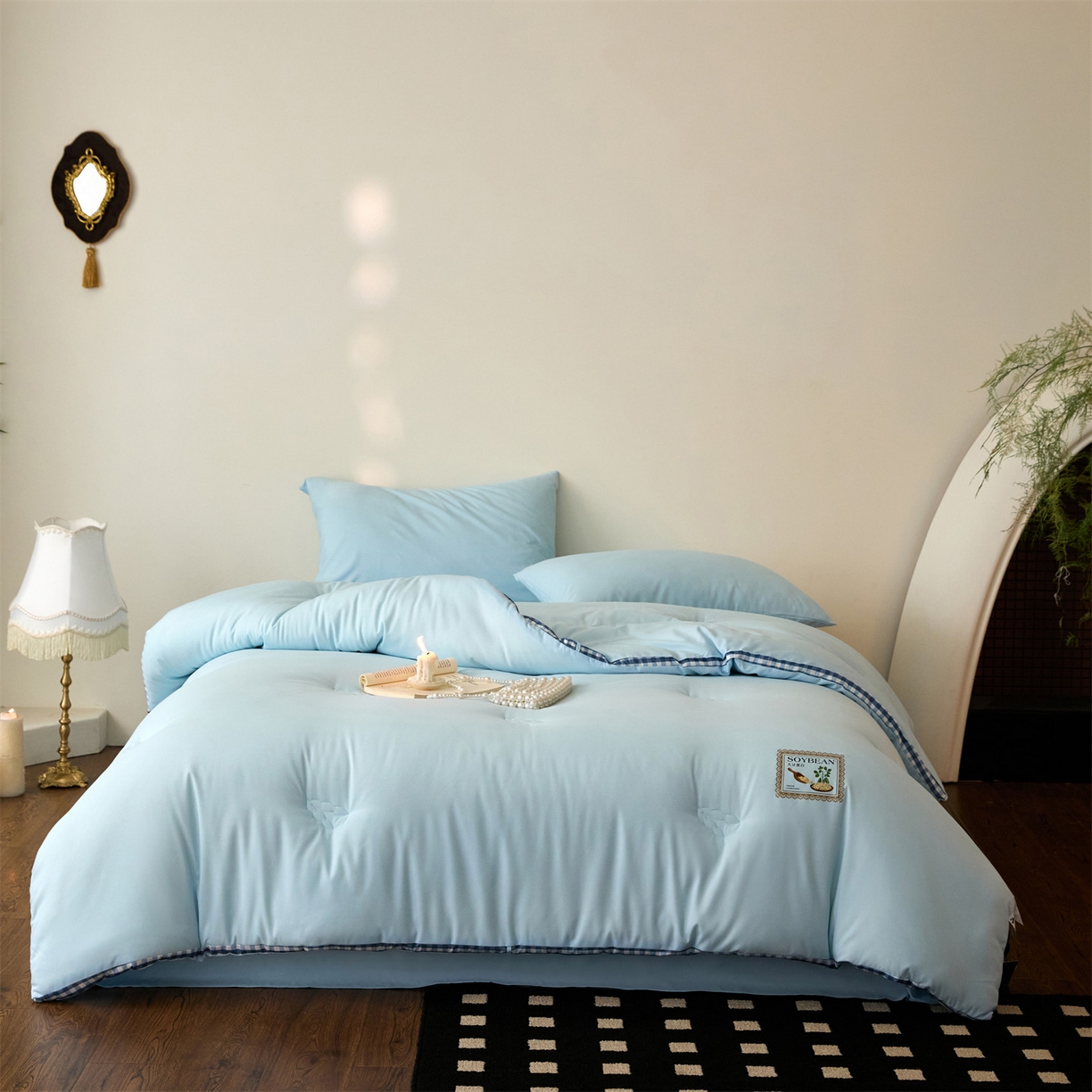 91家纺网 家纺一手货源 找家纺 头等舱  2025新款四季棉纯色A类20大豆7A抗菌秋冬被（空镜） 谧境-水蓝