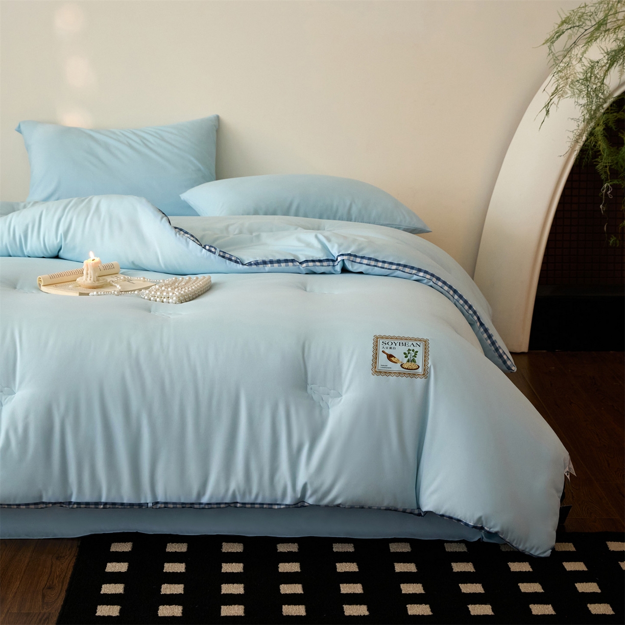 91家纺网 家纺一手货源 找家纺 头等舱  2025新款四季棉纯色A类20大豆7A抗菌秋冬被（空镜） 谧境-水蓝