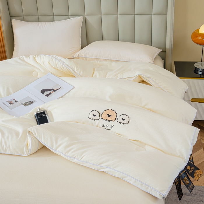 91家纺网 家纺一手货源 找家纺 蓝冰家纺 2025新款羊提花被被子被芯 三只羊-米白色