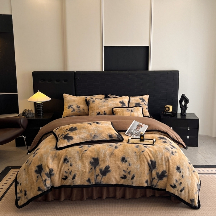 91家纺网 家纺一手货源 找家纺 大元 2025新款亲肤舒适兔绒包边美拉德系兔绒四件套 素影幽芷