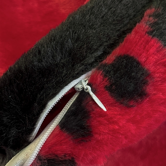 91家纺网 家纺一手货源 找家纺 大元 2025新款亲肤舒适兔绒包边美拉德系兔绒四件套 红豹芷影