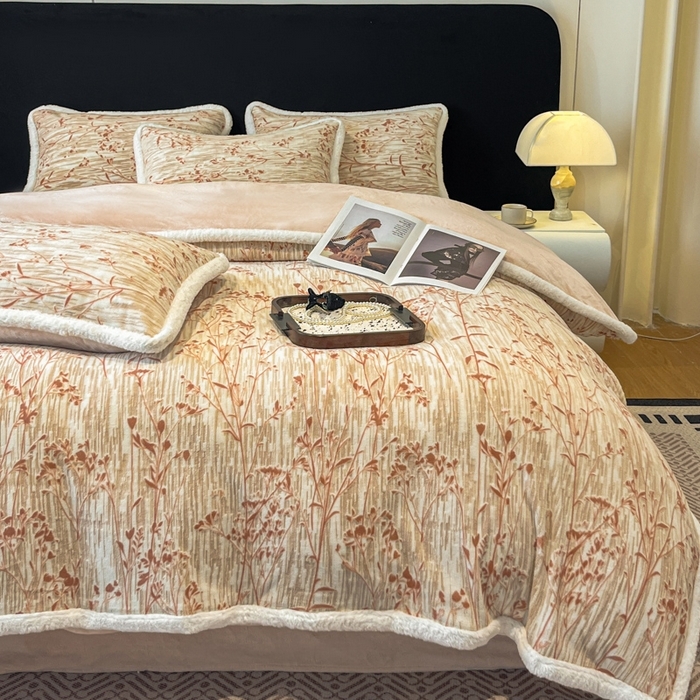 91家纺网 家纺一手货源 找家纺 （总）诺梵家纺 2025新款兔毛绒包边 雕花绒四件套