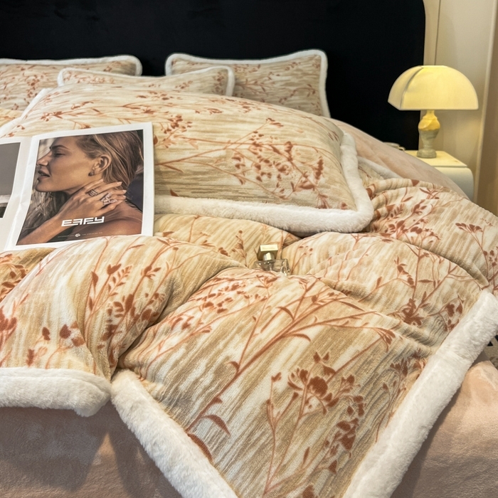 91家纺网 家纺一手货源 找家纺 （总）诺梵家纺 2025新款兔毛绒包边 雕花绒四件套